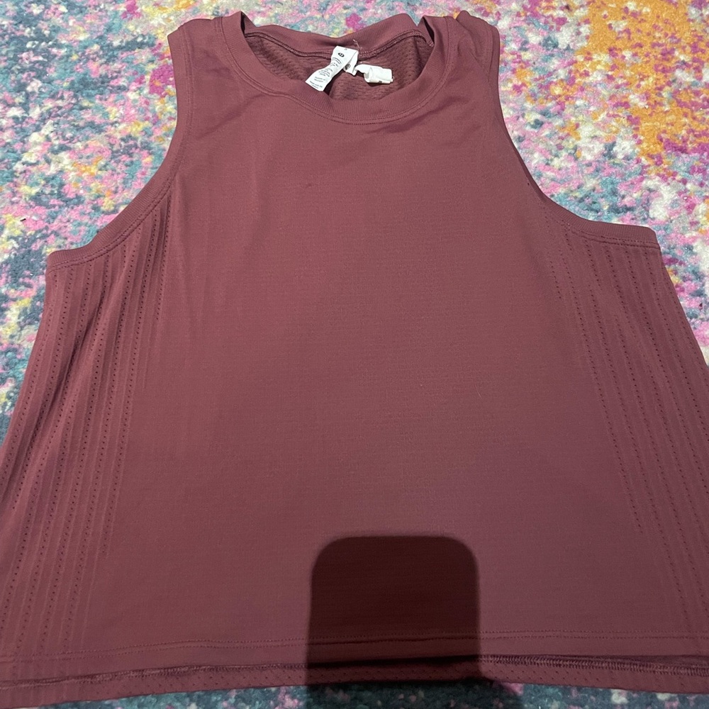 Mauve Lululemon tank